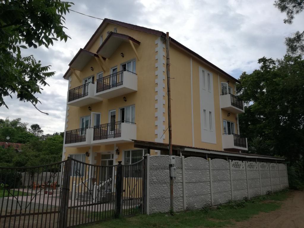 Shekvetili+ Hotell Exteriör bild